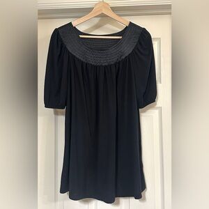 Liz Lange scoop neck maternity short sleeve blouse